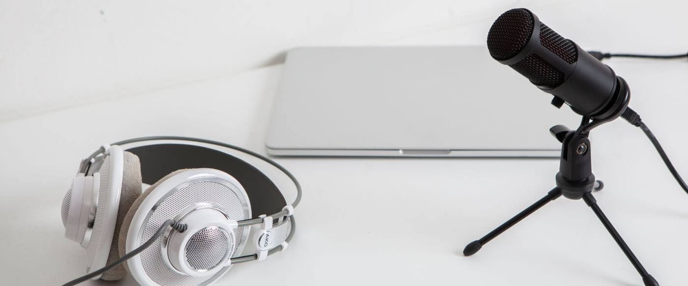 ¿Cómo grabar un podcast? Paso a paso desde cero ¿Cómo grabar un podcast? Paso a paso desde cero