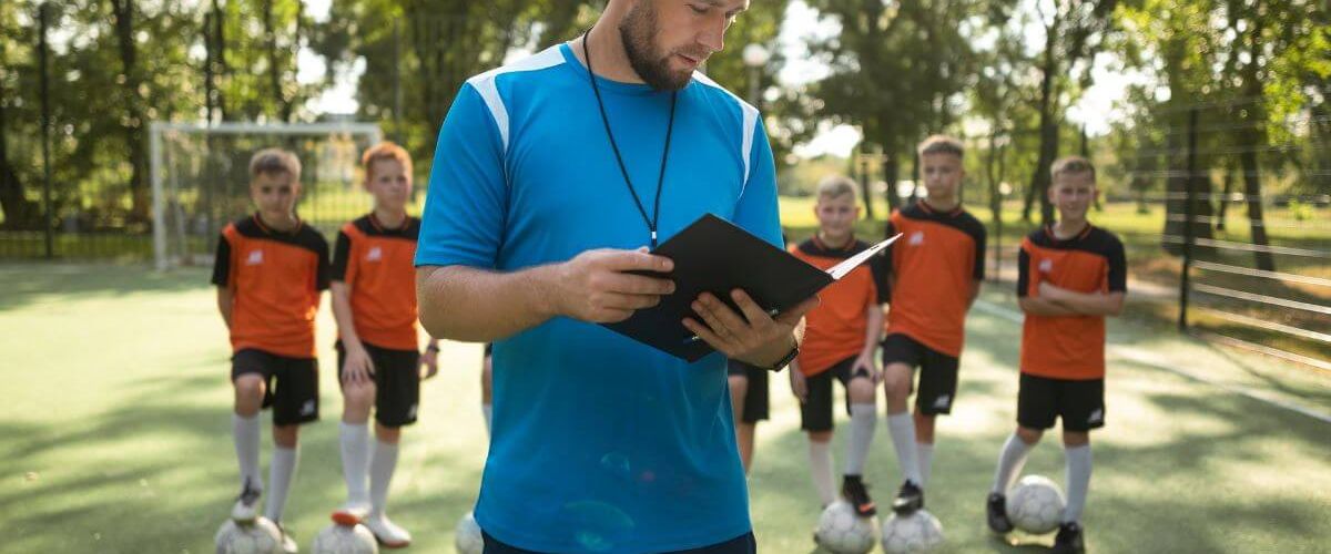 Técnico Deportivo: Características Clave