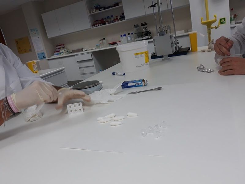 Practica De Elaboracion Supositorios De Paracetamol