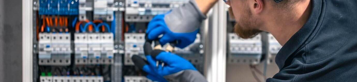 Grado Medio en Instalaciones Eléctricas y Automáticas Málaga Grado Medio en Instalaciones Eléctricas y Automáticas Málaga