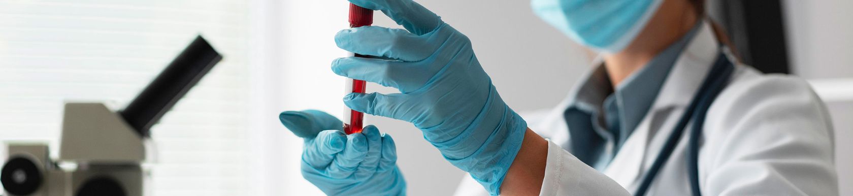 Grado Superior Laboratorio Clínico y Biomédico Semipresencial