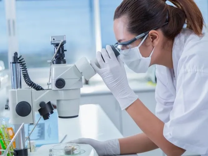 tecnico superior en laboratorio clinico sueldo