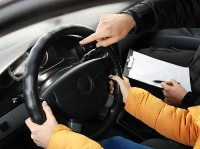 como ser profesor de autoescuela